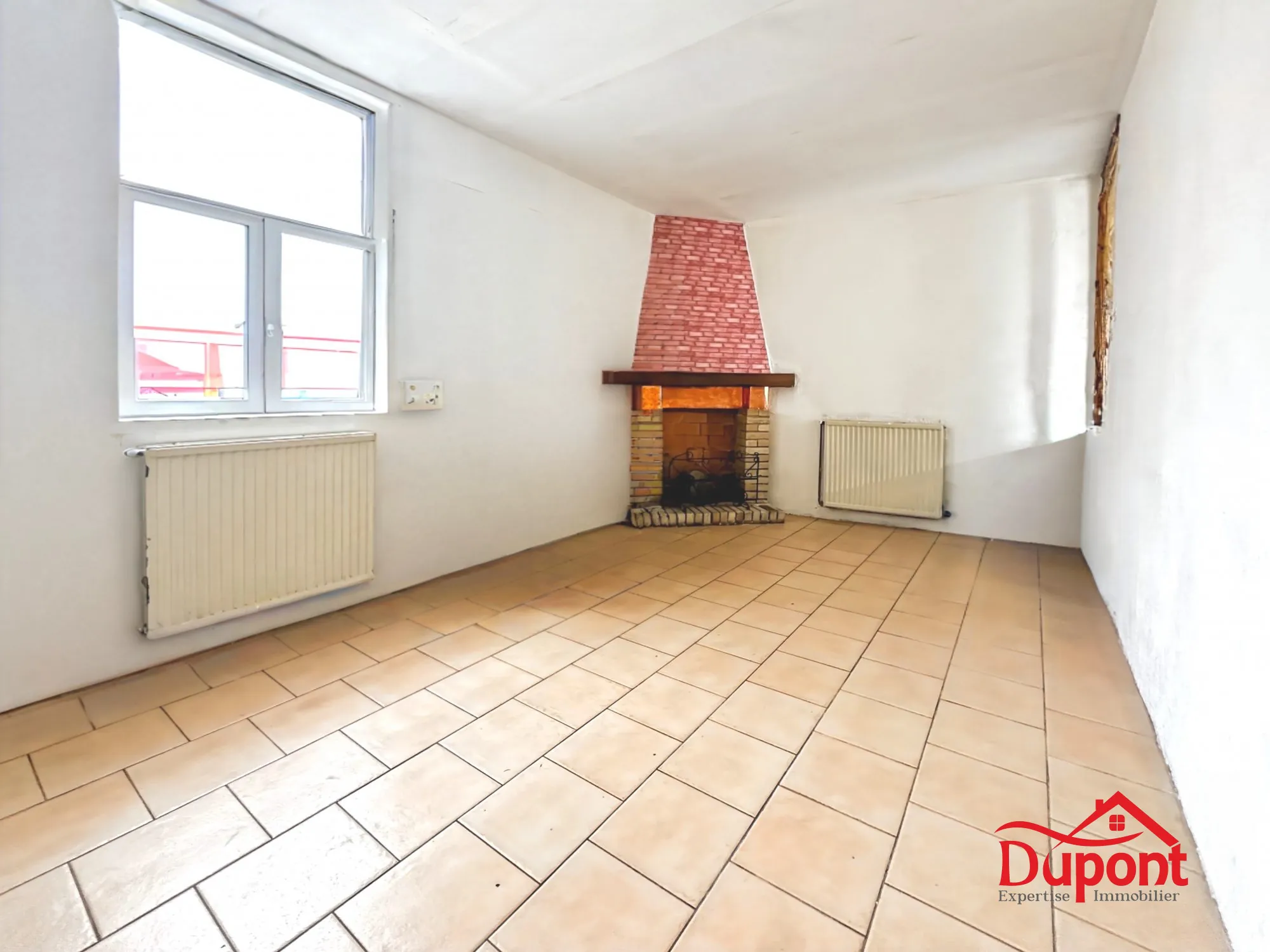 Maison individuelle à Vred de 131,66 m² avec jardin et dépendances 