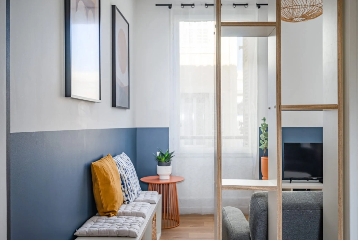 Appartement 2 pièces rénové à Marseille 5ème - Investissement idéal 