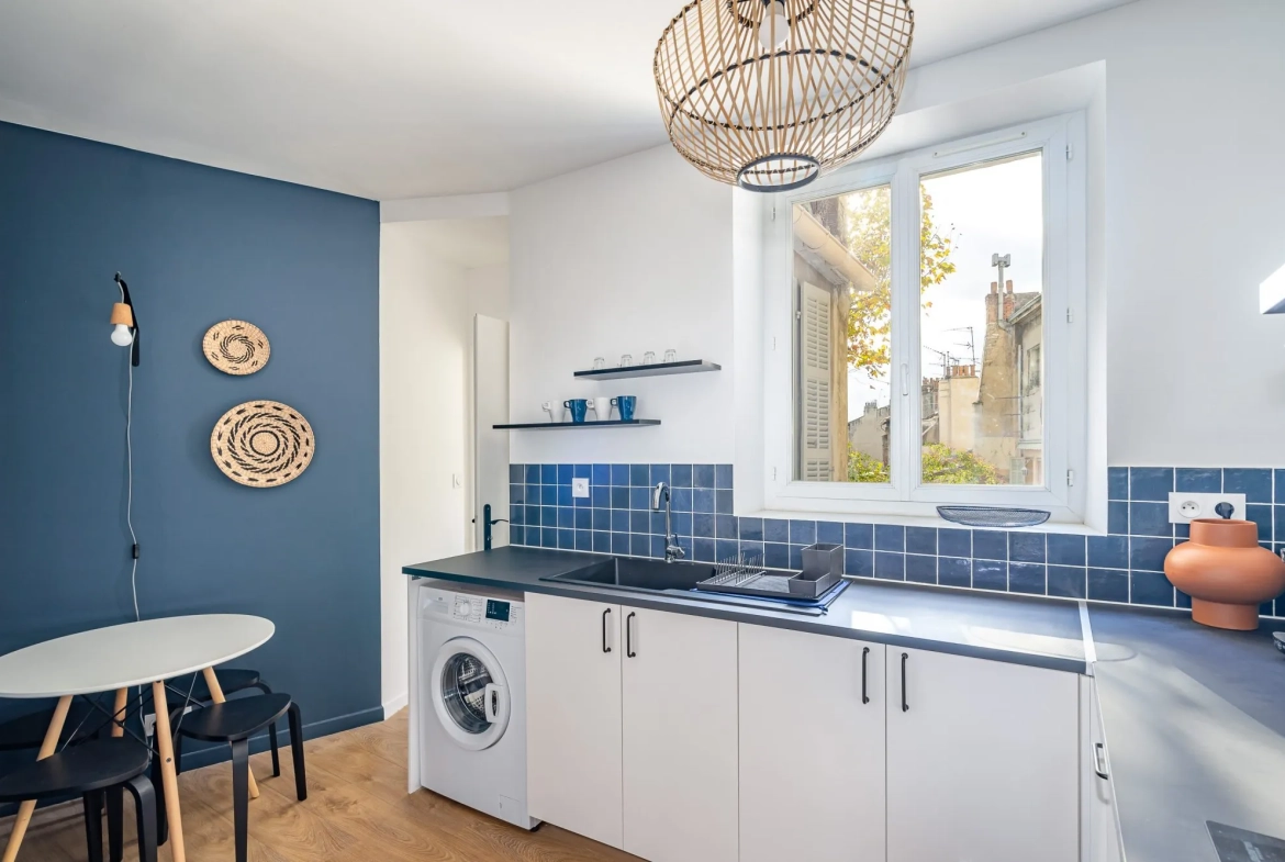 Appartement 2 pièces rénové à Marseille 5ème - Investissement idéal 