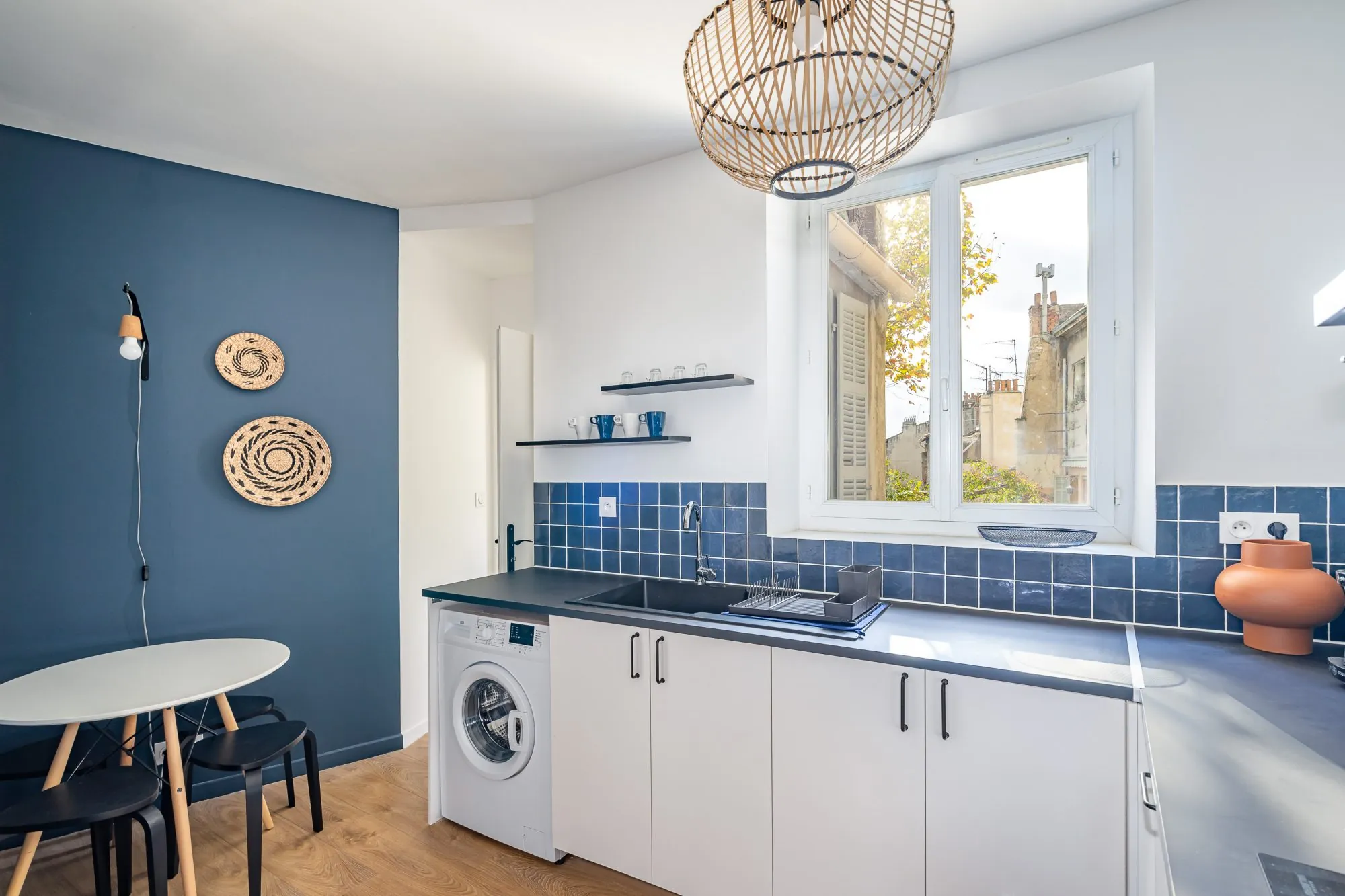 Appartement 2 pièces rénové à Marseille 5ème - Investissement idéal 