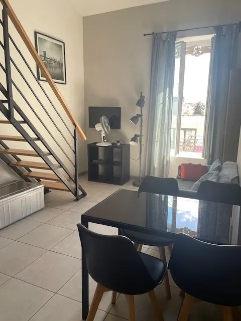 Charmant duplex lumineux à Lyon Villette, proche commodités, avec cuisine équipée 