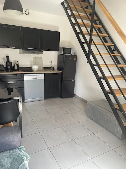 Charmant duplex lumineux à Lyon Villette, proche commodités, avec cuisine équipée 
