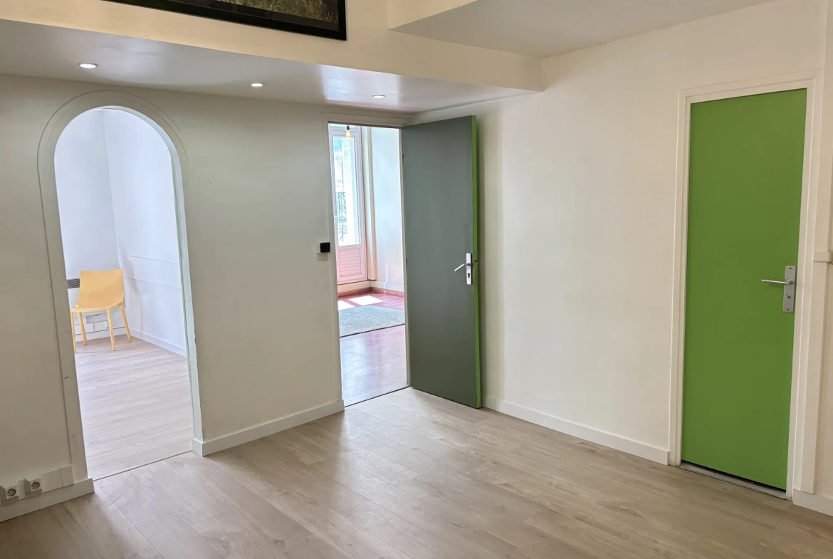 Appartement T3 avec cour à Montpellier Ecusson - Centre historique 