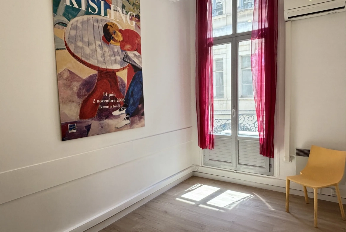Appartement T3 avec cour à Montpellier Ecusson - Centre historique 