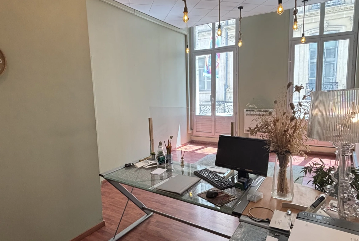 Appartement T3 avec cour à Montpellier Ecusson - Centre historique 