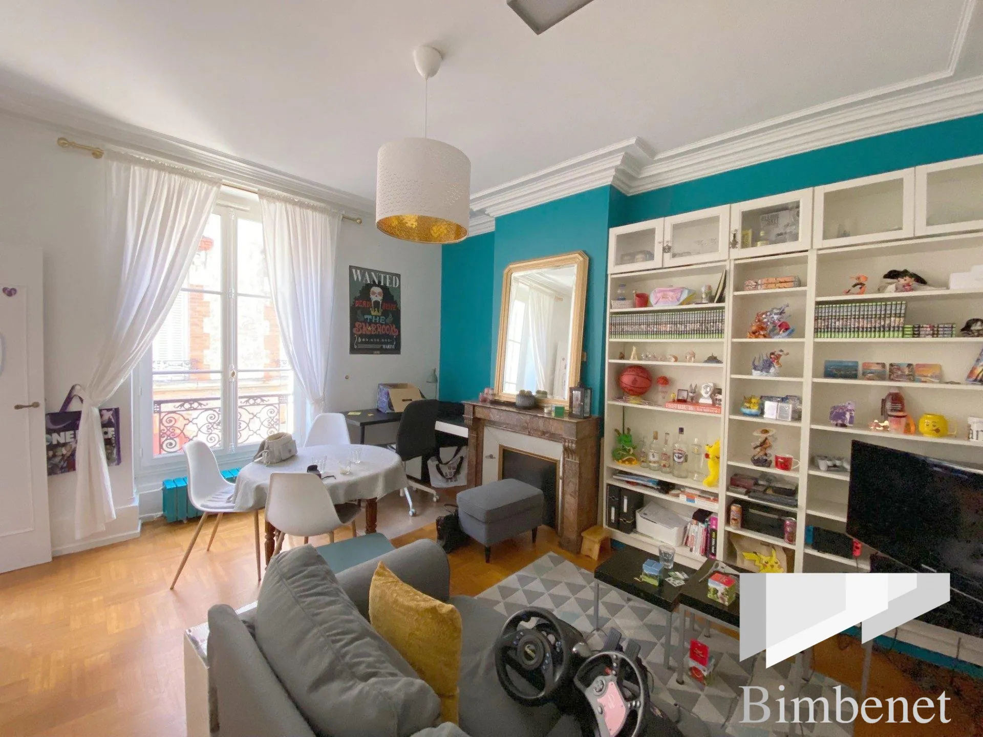 Charmant appartement T1/2 à Orléans, proche transports et commodités, avec cuisine équipée et lumineux séjour 