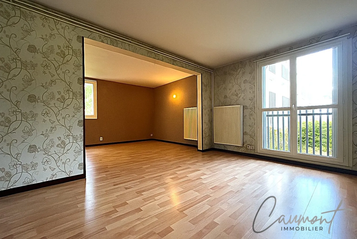 Appartement 2 bis à Bolbec, 60 m² avec parking et environnement calme 