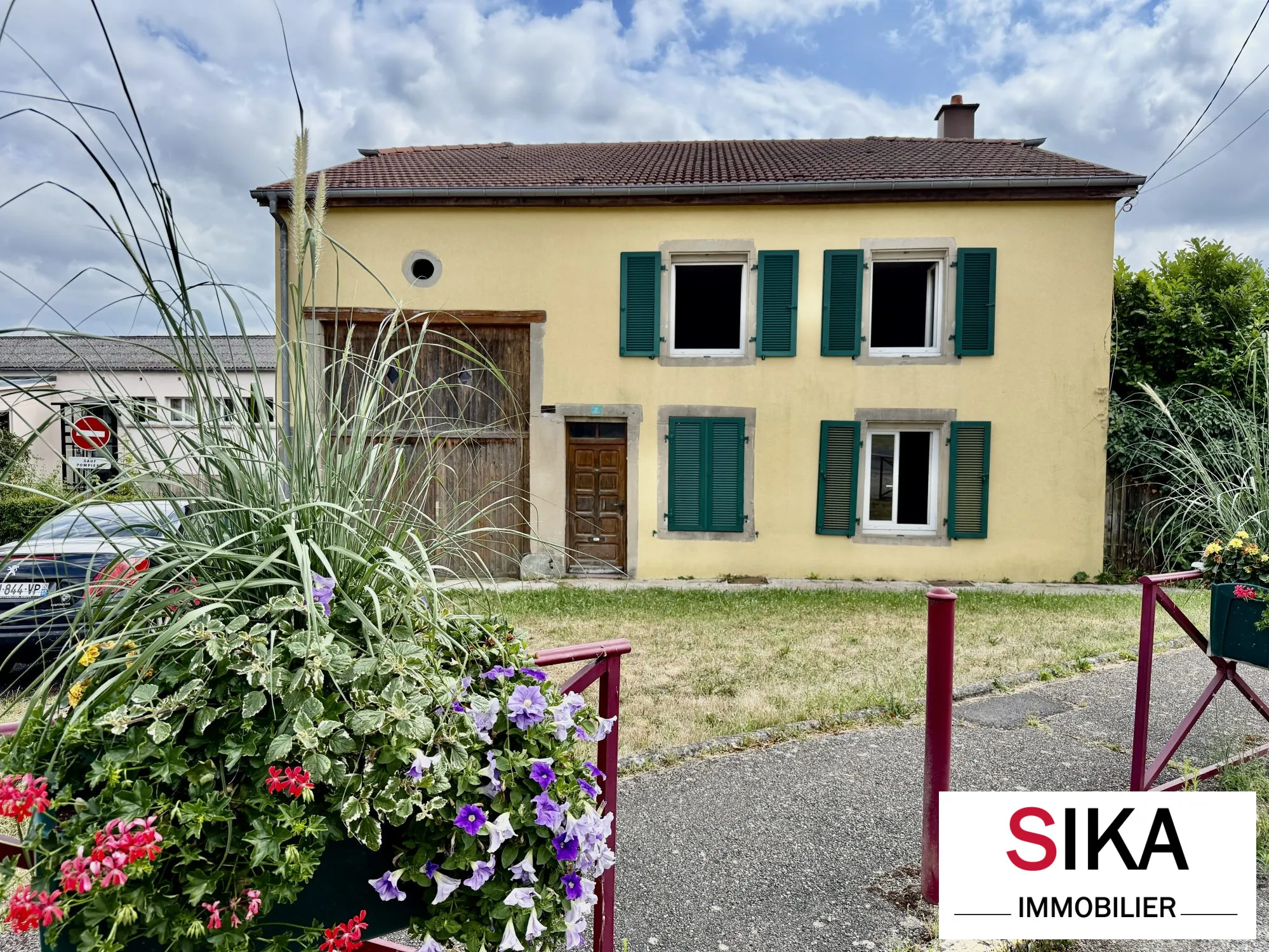 Maison individuelle à Héming avec grand jardin et potentiel de rénovation 