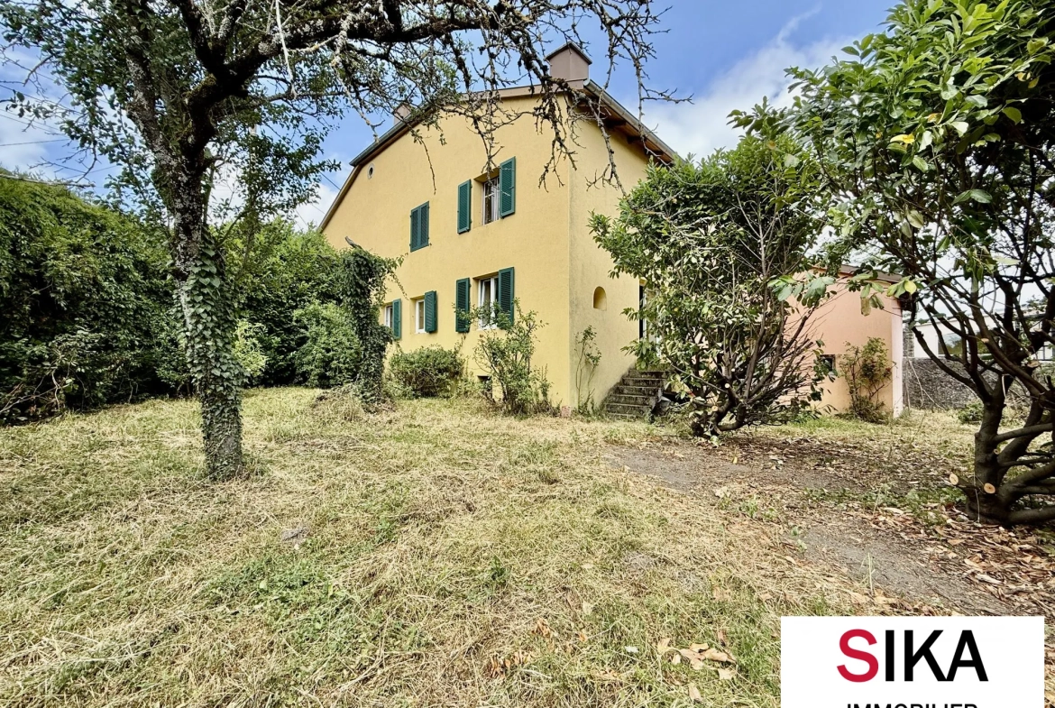 Maison individuelle à Héming avec grand jardin et potentiel de rénovation 