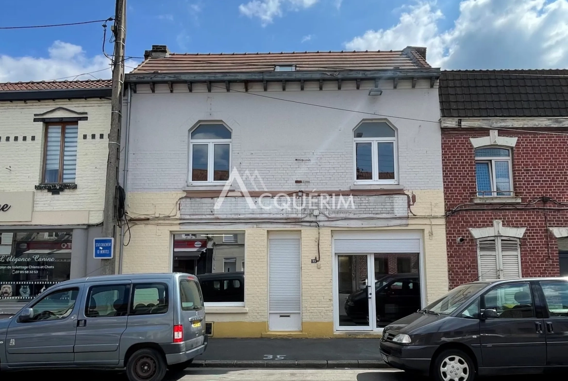 Immeuble de 120 m² à vendre à Carvin, idéal pour activité commerciale 