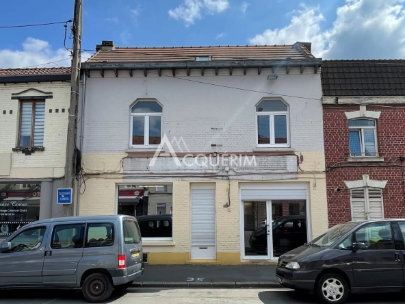 Immeuble de 120 m² à vendre à Carvin, idéal pour activité commerciale