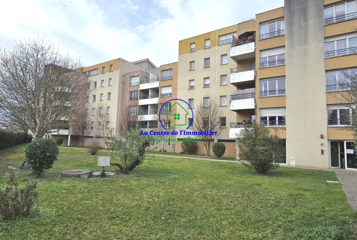 Grand T3 à Agen avec terrasse et parking – Opportunité rare 