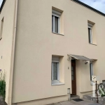 Maison à vendre à Epernay avec cour et cave, 2 chambres - Prix attractif