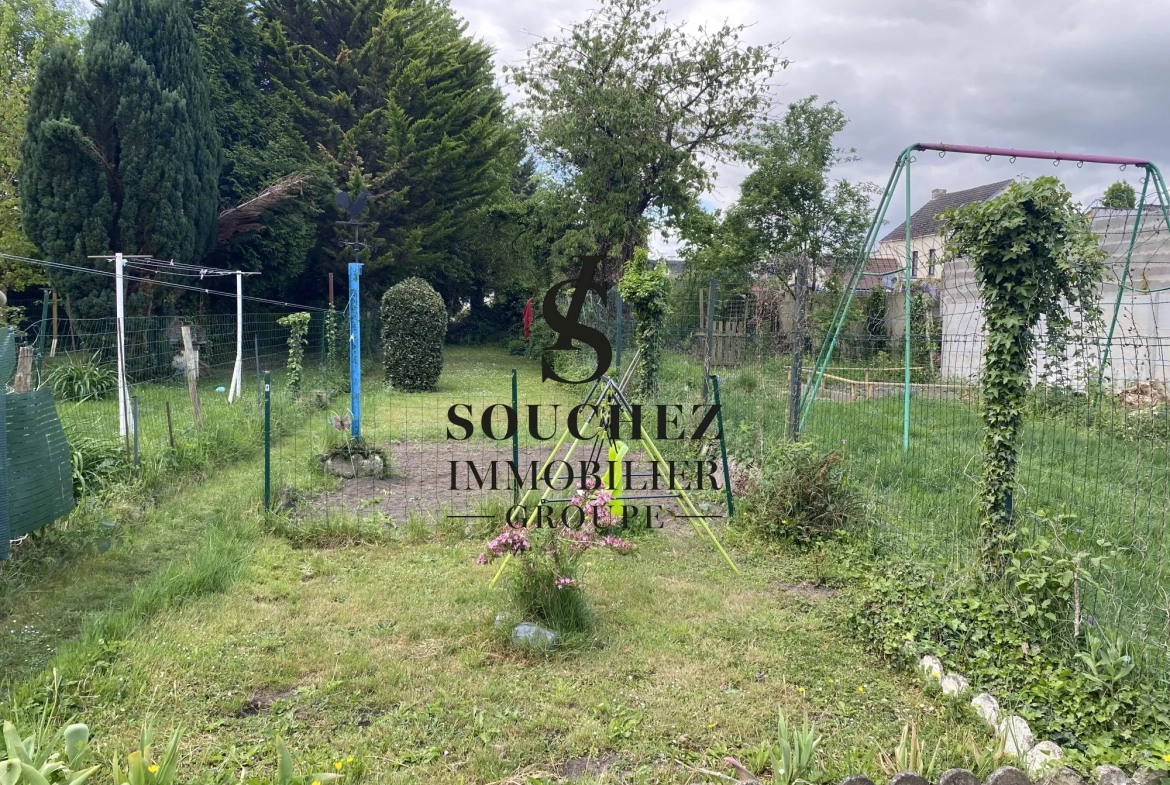 Maison rénovée de 81 m² à Angres avec jardin, cave et dépendance 