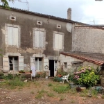 Maison à rénover avec potentiel à Tesson - Saintes, 17460