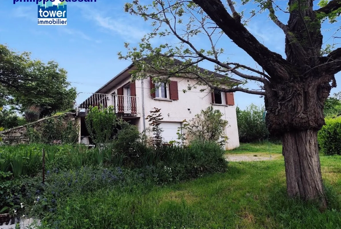 Maison de 90 m² à Villefranche de Rouergue avec jardin et sous-sol 