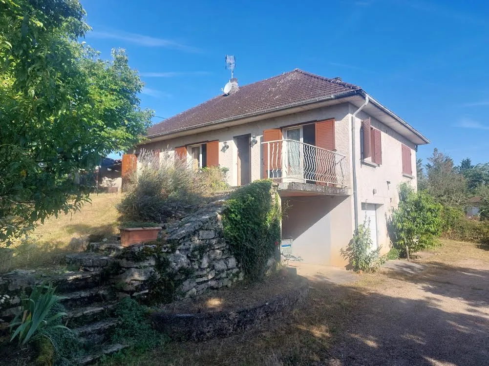 Maison de 90 m² à Villefranche de Rouergue avec jardin et sous-sol 