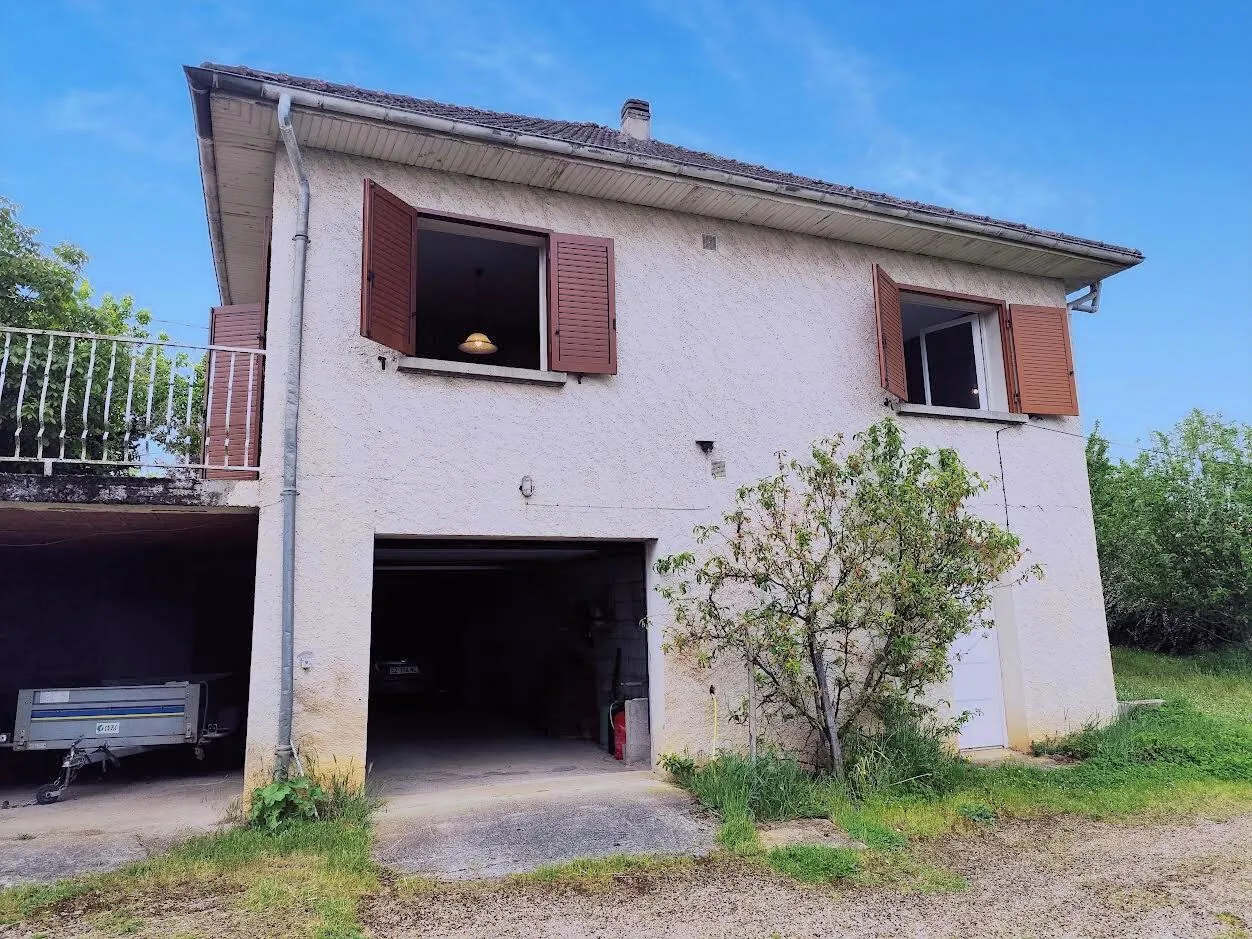 Maison de 90 m² à Villefranche de Rouergue avec jardin et sous-sol 