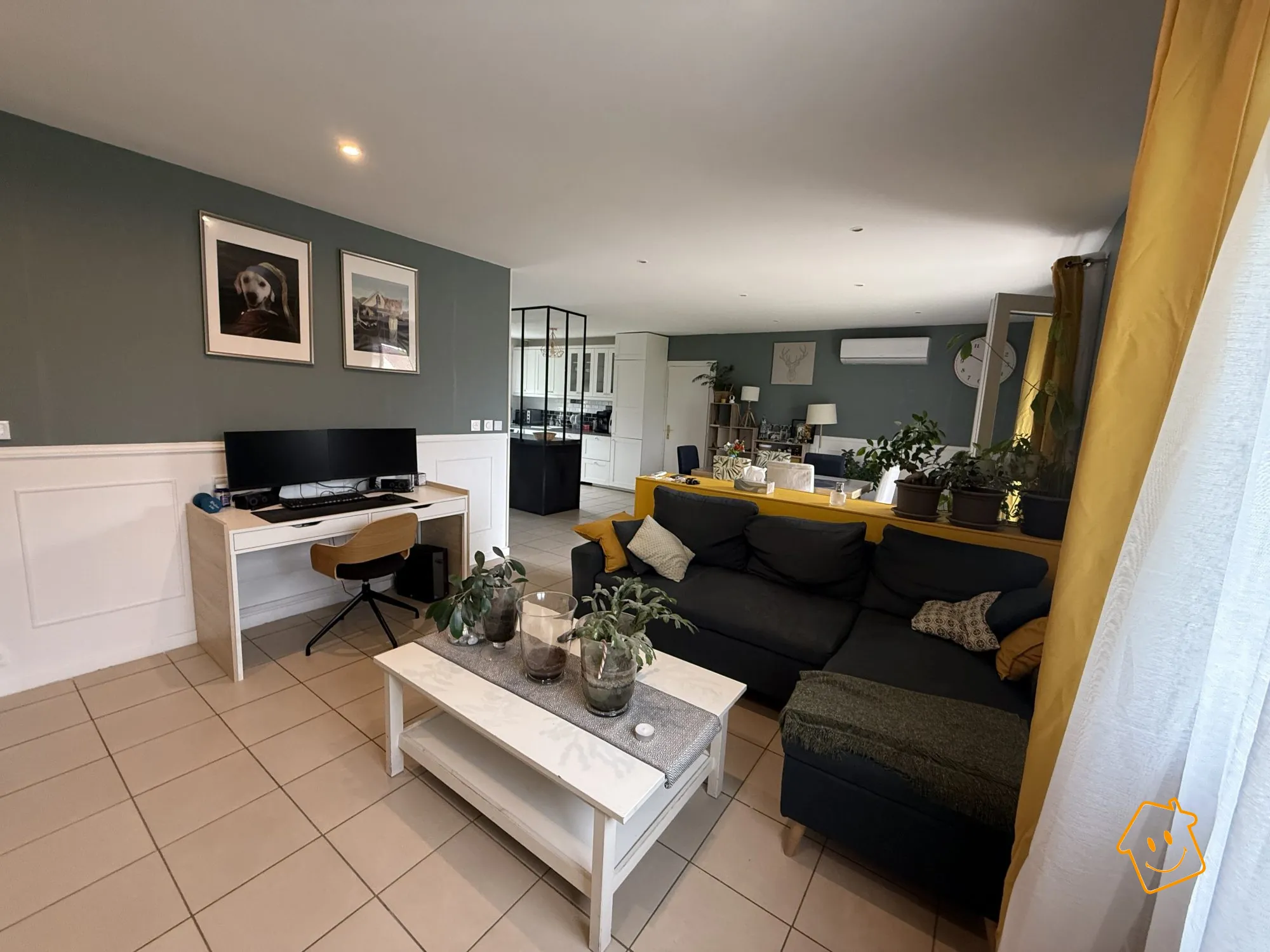 Maison de plain-pied à vendre à Mehun-sur-Yèvre avec jardin et garage 