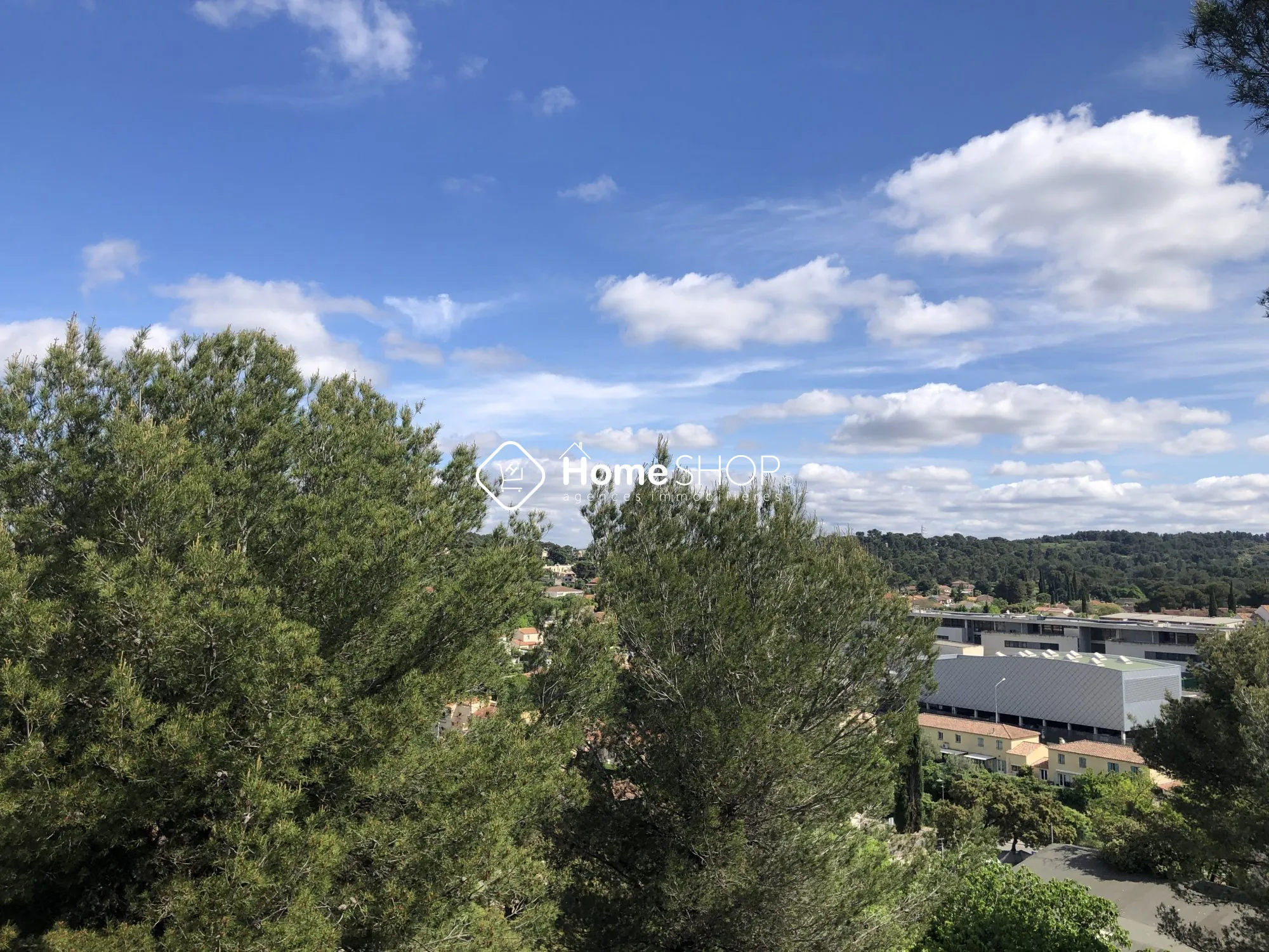 Appartement 3/4 pièces à vendre de 72 m² à Septèmes-les-Vallons, vue dégagée et luminosité 