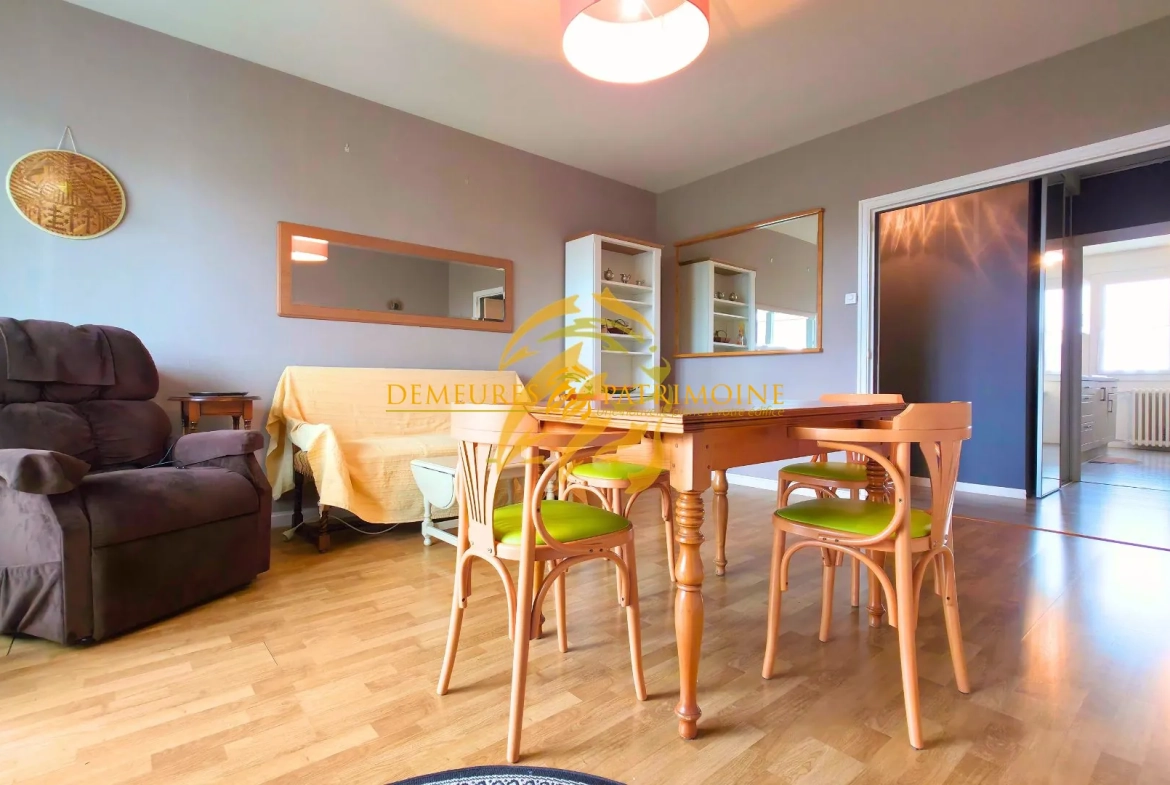Appartement Meublé T3 de 73 m² avec Balcon et Garage à Soyaux 