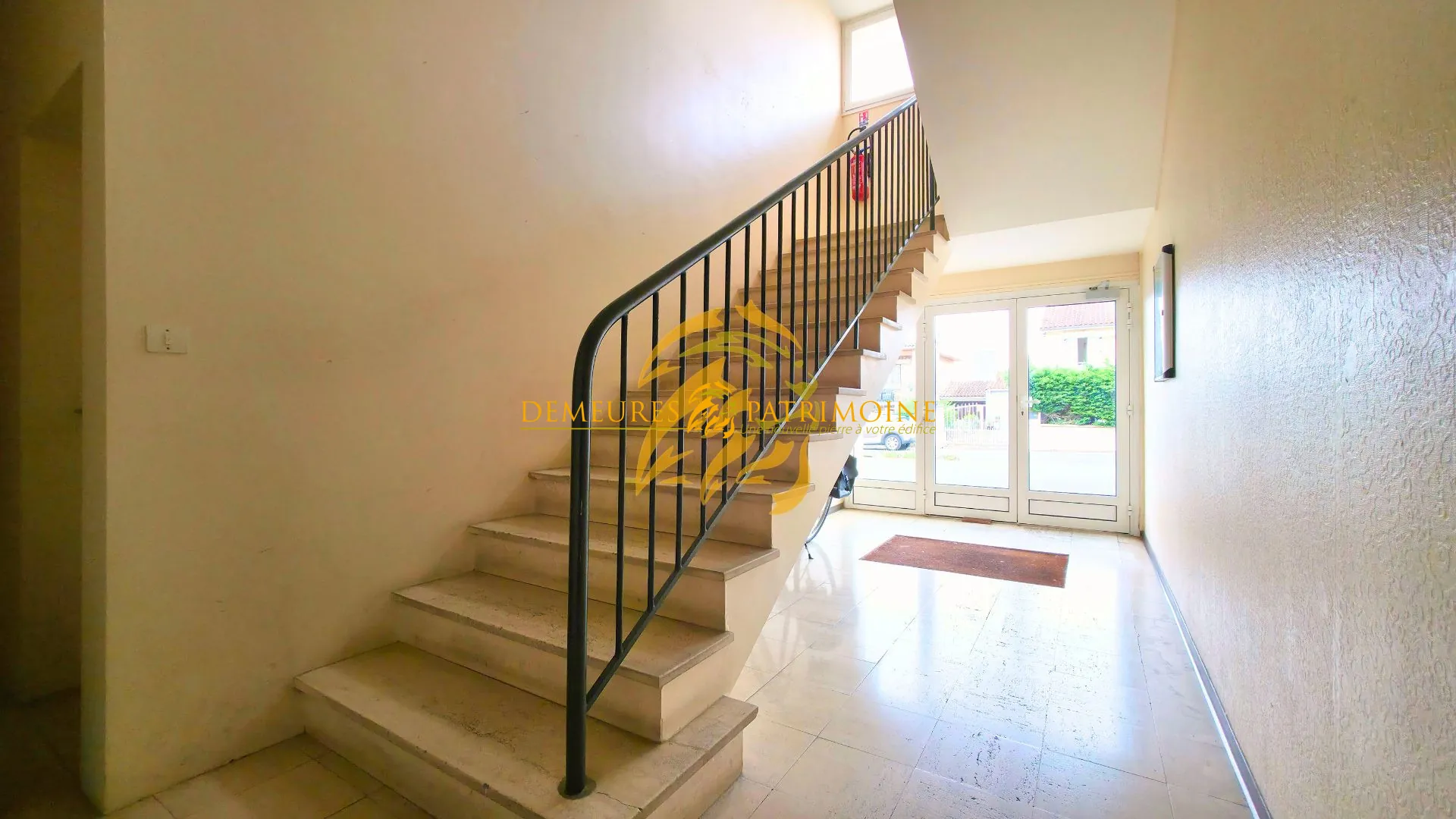 Appartement Meublé T3 de 73 m² avec Balcon et Garage à Soyaux 