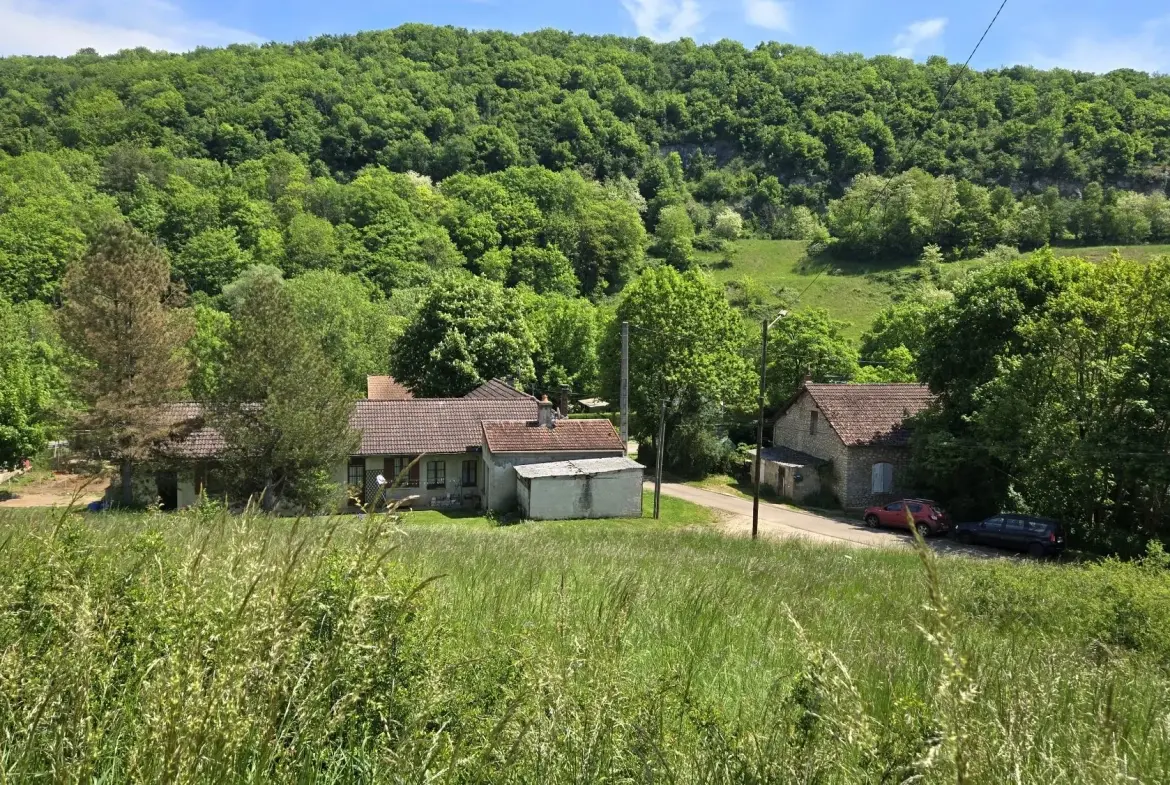 Terrain constructible à Crugey de 3 785 m² avec projet architectural 