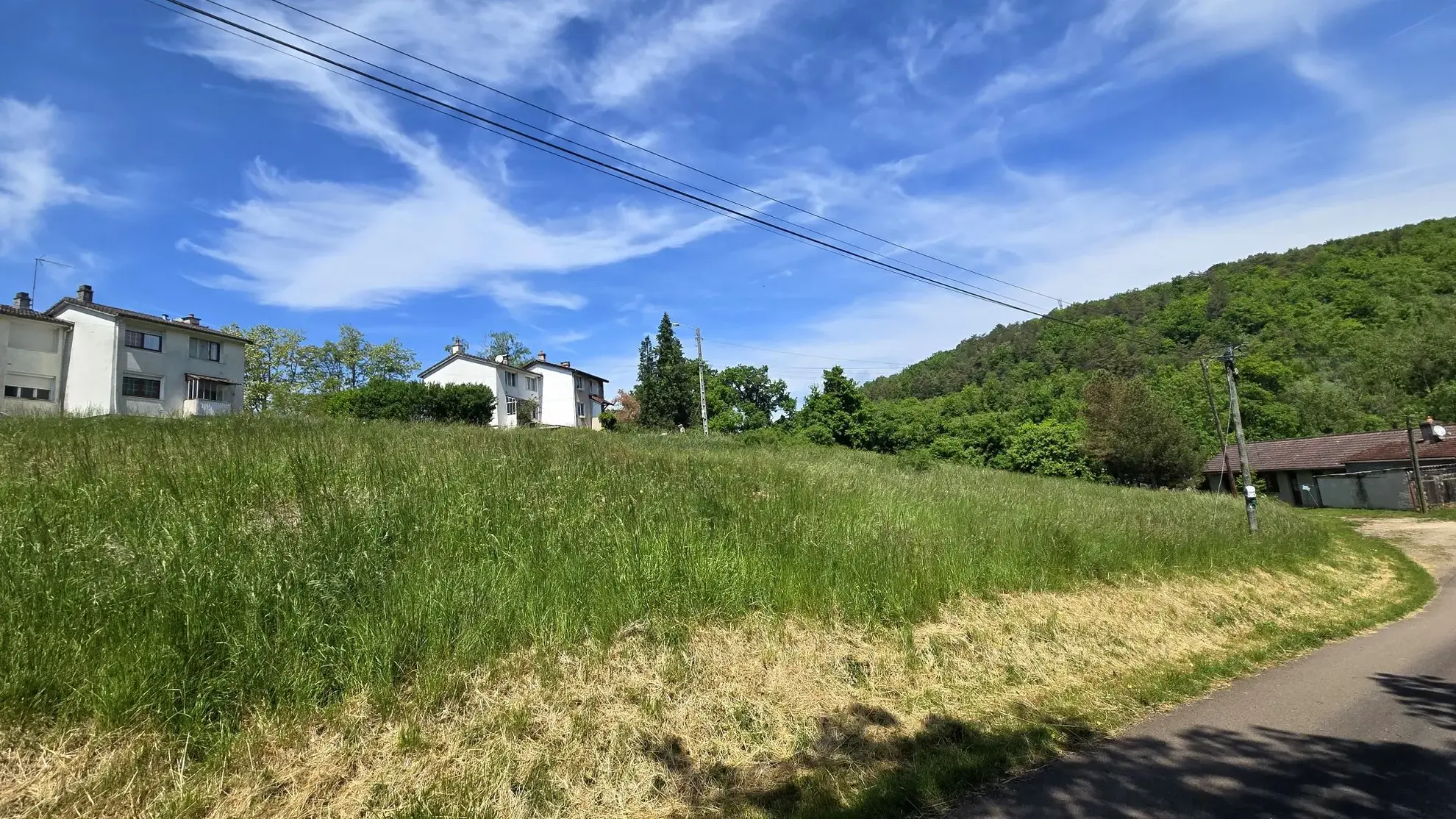 Terrain constructible à Crugey de 3 785 m² avec projet architectural 