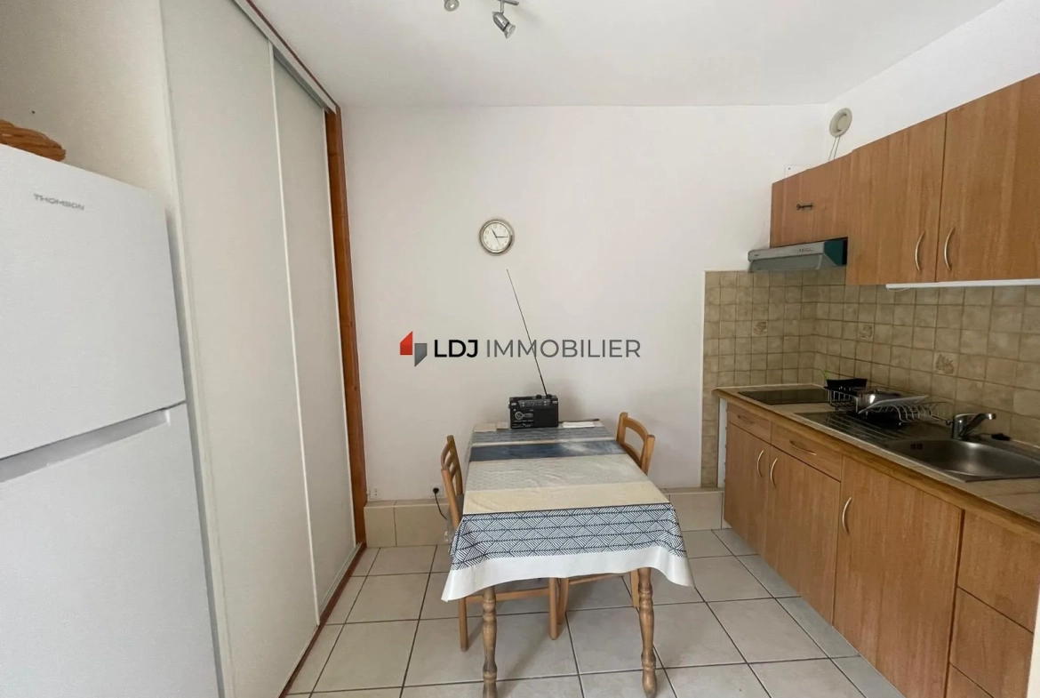 Studio meublé avec balcon et vue montagne à Amélie-les-Bains-Palalda 