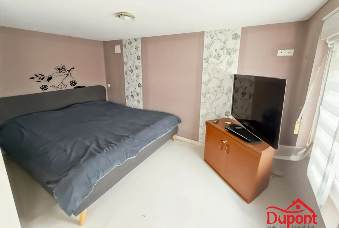 Maison à Fresnes-sur-Escaut avec jardin, 3 chambres, à rénover 