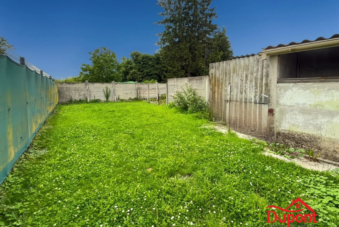Maison à Fresnes-sur-Escaut avec jardin, 3 chambres, à rénover 
