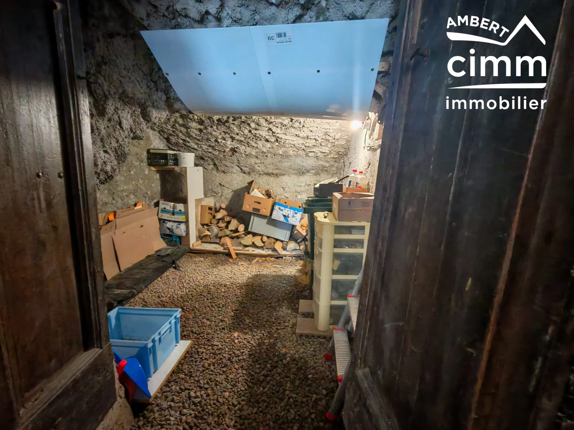 Charmante maison de bourg rénovée à Saint Germain l'Herm 