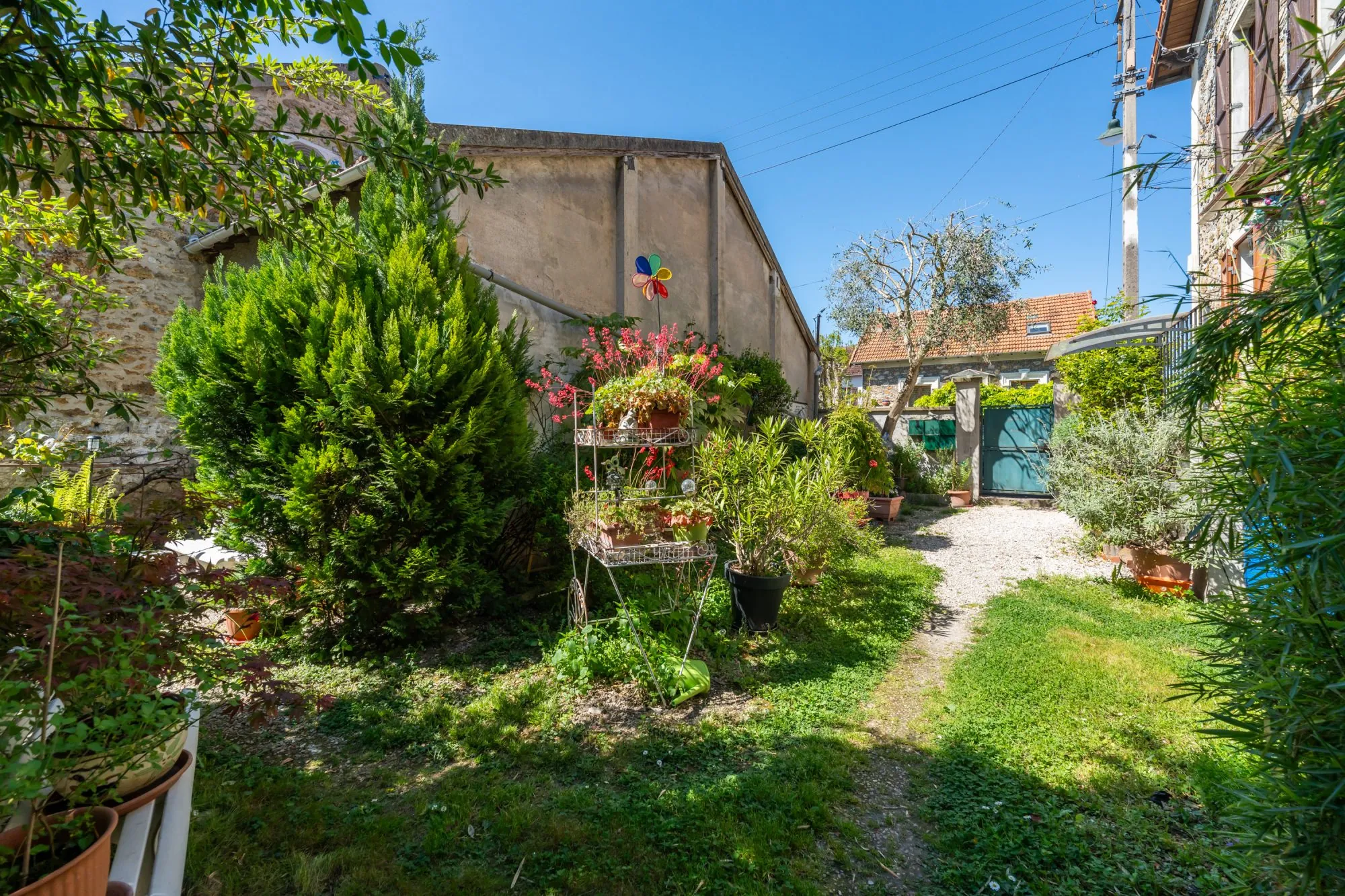 Appartement T3 avec jardin privé à Corbeil-Essonnes - Faibles charges 