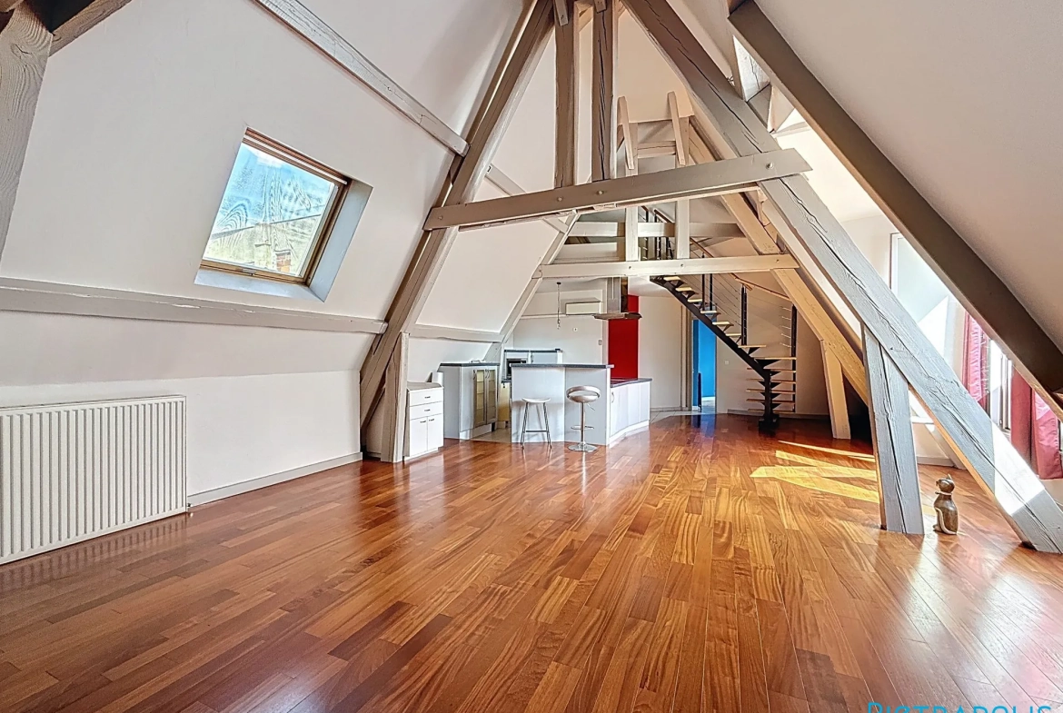 Appartement T4 lumineux de 107m² à Tarare, idéalement situé 