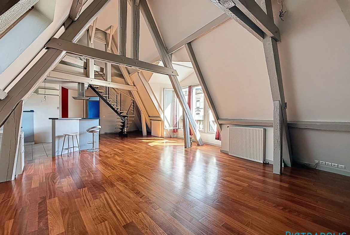 Appartement T4 lumineux de 107m² à Tarare, idéalement situé 