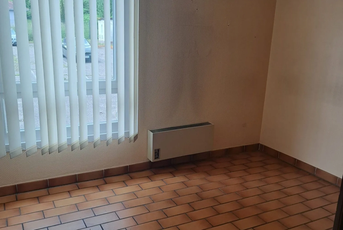 Appartement à vendre de 78m² à Bouzonville, idéal pour rénovation 