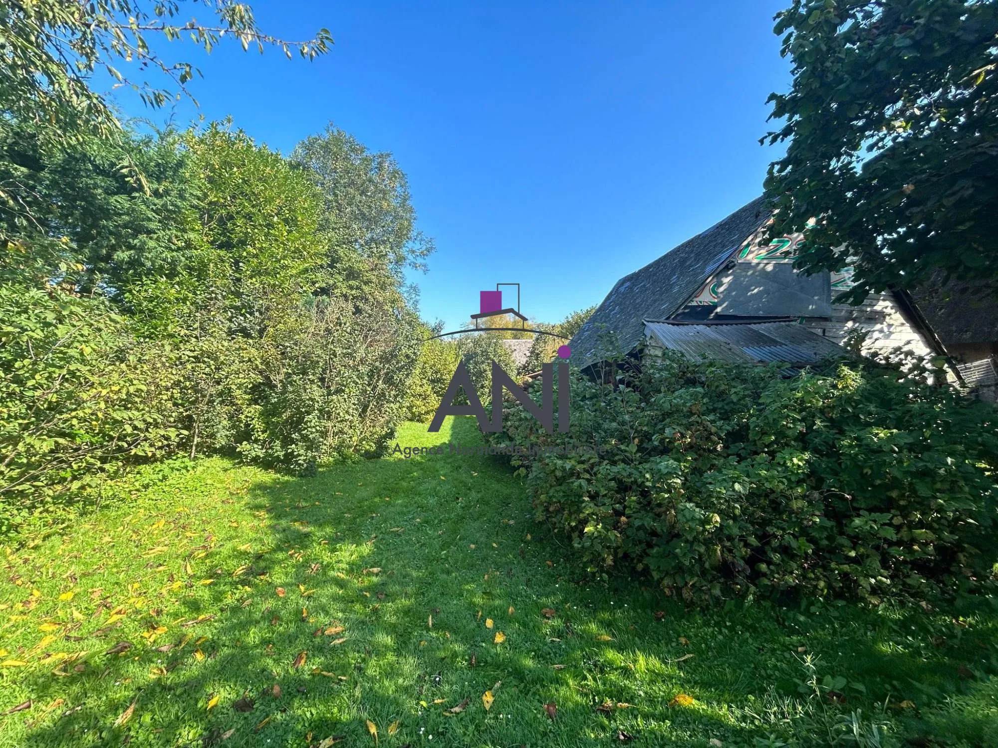 Longère à rénover à Fontaine Le Dun-Doudeville - 80 m², 1756 m² de terrain 