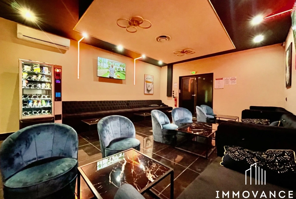 Murs commerciaux de 108 m² avec terrasse à Montpellier Quartier Gare 