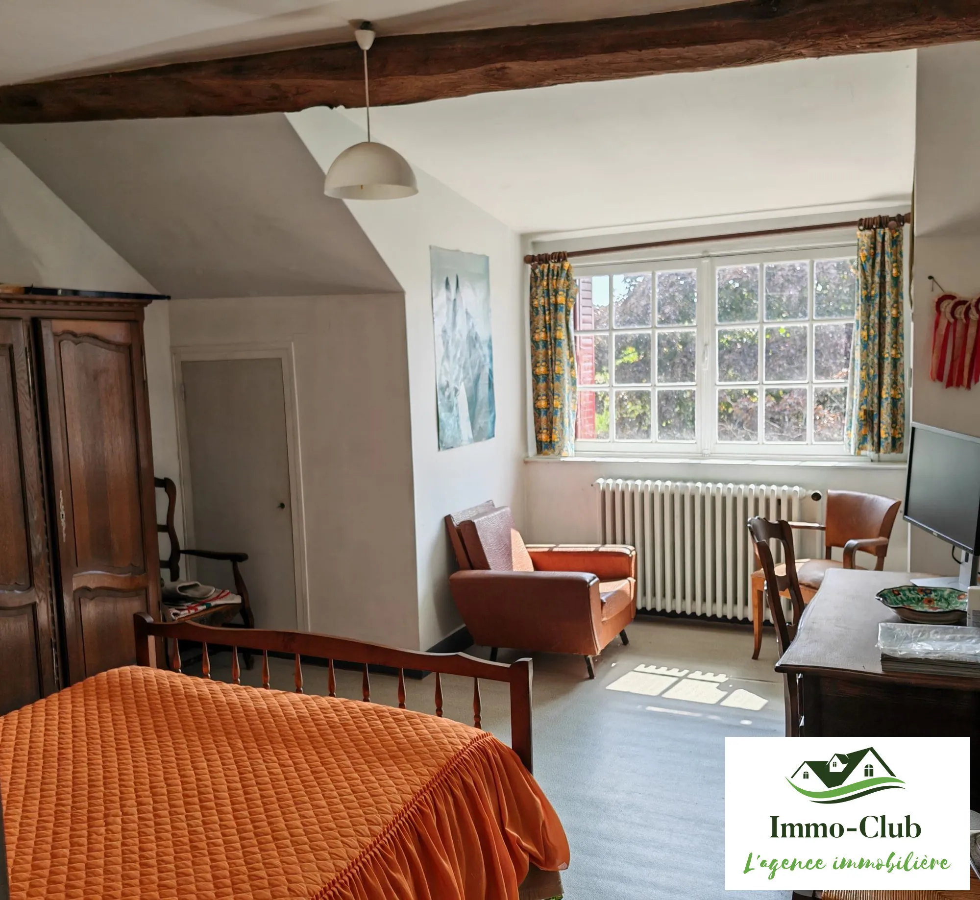 Maison de campagne spacieuse avec vue en Morvan près de Blismes 