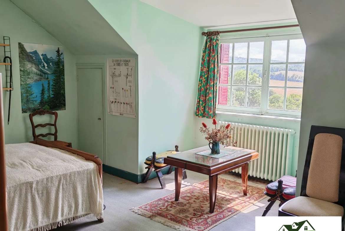 Maison de campagne spacieuse avec vue en Morvan près de Blismes 