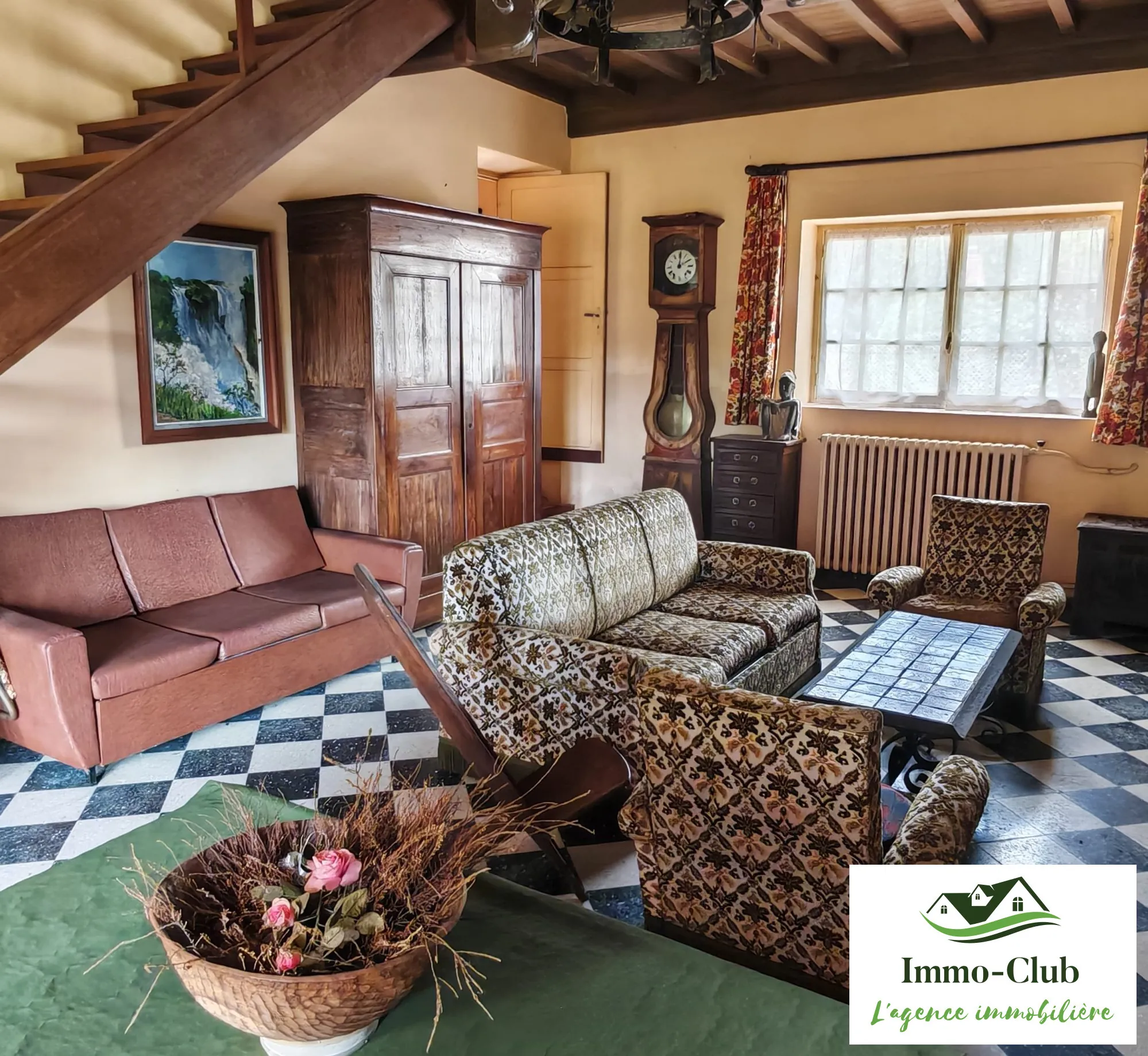 Maison de campagne spacieuse avec vue en Morvan près de Blismes 