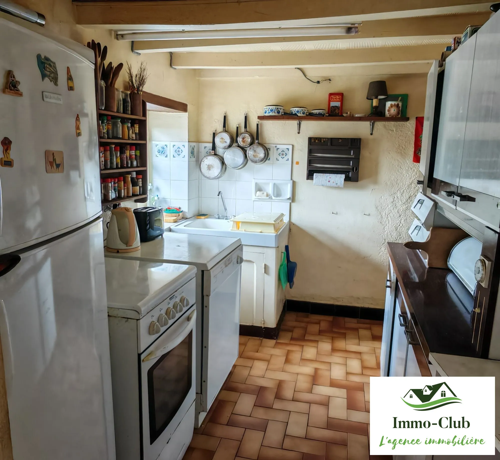 Maison de campagne spacieuse avec vue en Morvan près de Blismes 