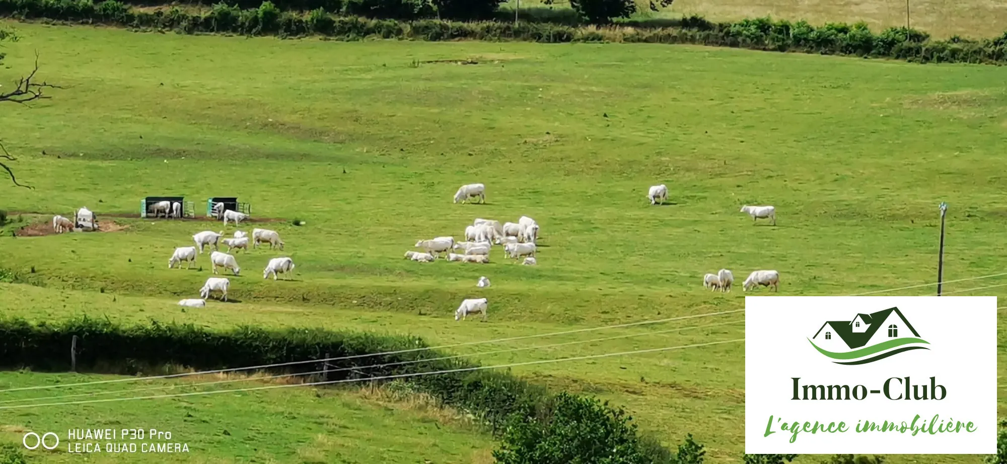 Maison de campagne spacieuse avec vue en Morvan près de Blismes 