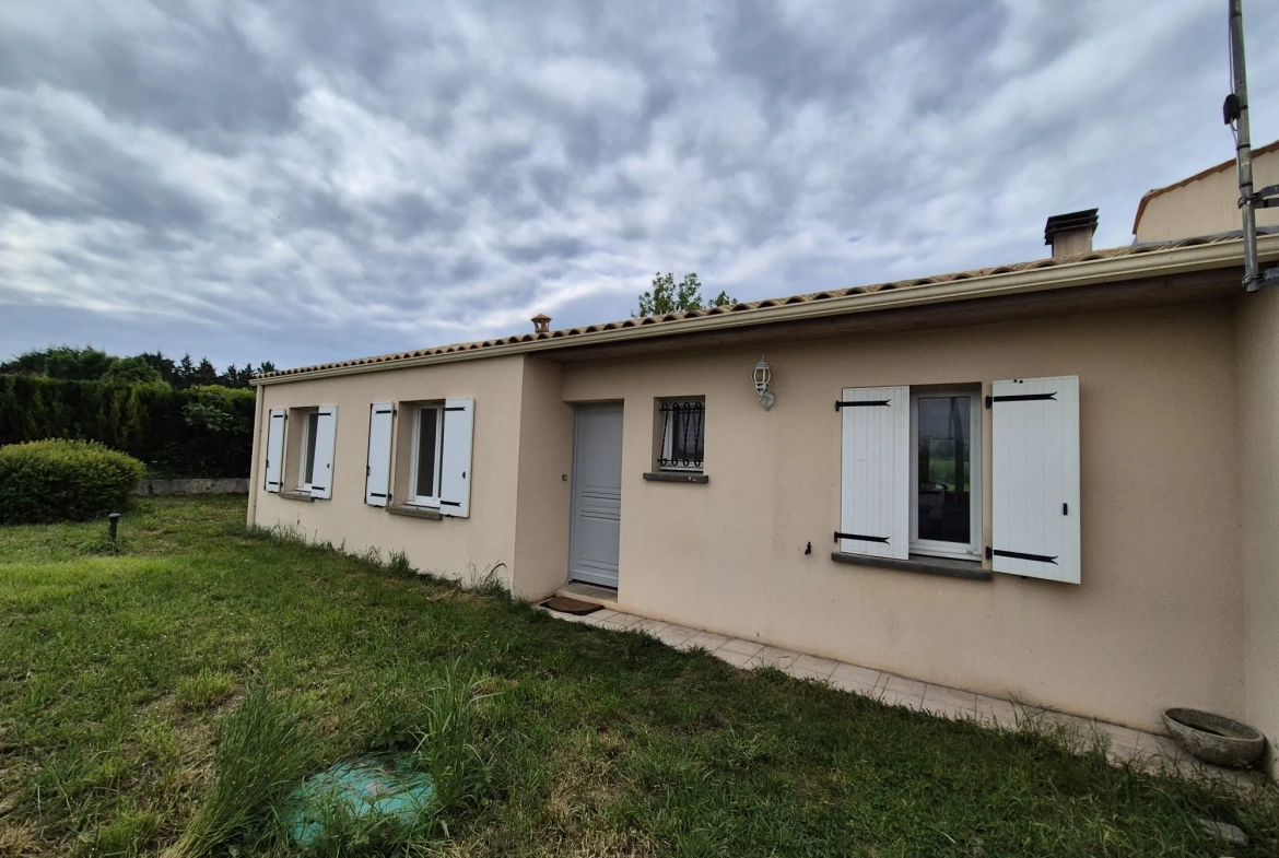 Maison de plain-pied à Surgères avec jardin clos et garage - Prêt à emménager 