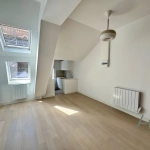 Bel appartement T2 à Lille Wazemmes proche métro et marché