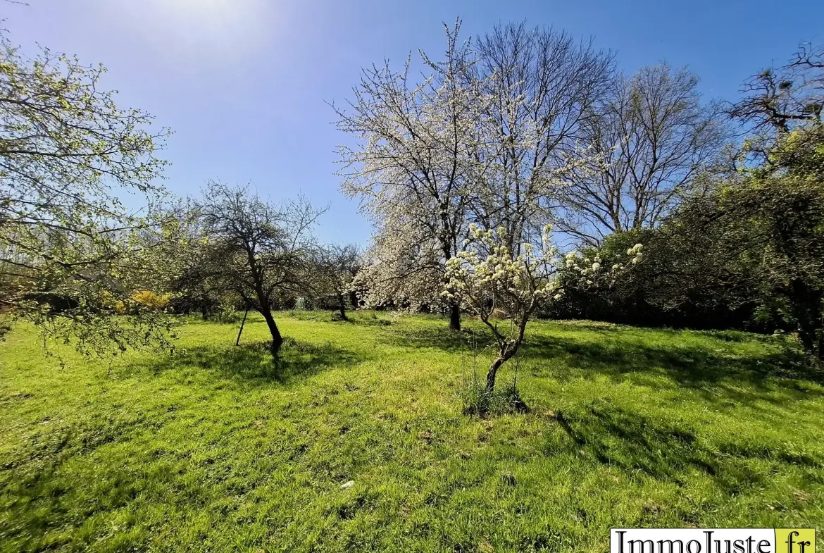 Charmante maison de 81m² avec grange et jardin à Maintenon, proche Paris 