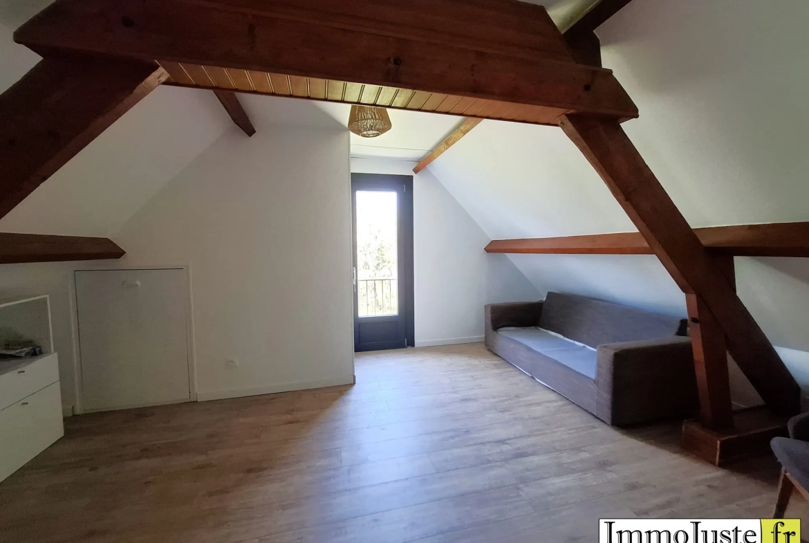 Charmante maison de 81m² avec grange et jardin à Maintenon, proche Paris 