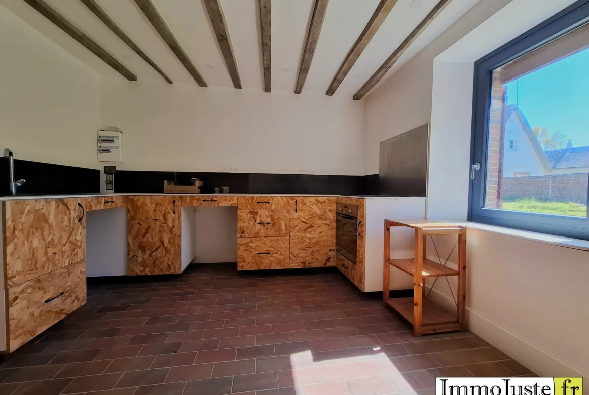 Charmante maison de 81m² avec grange et jardin à Maintenon, proche Paris 
