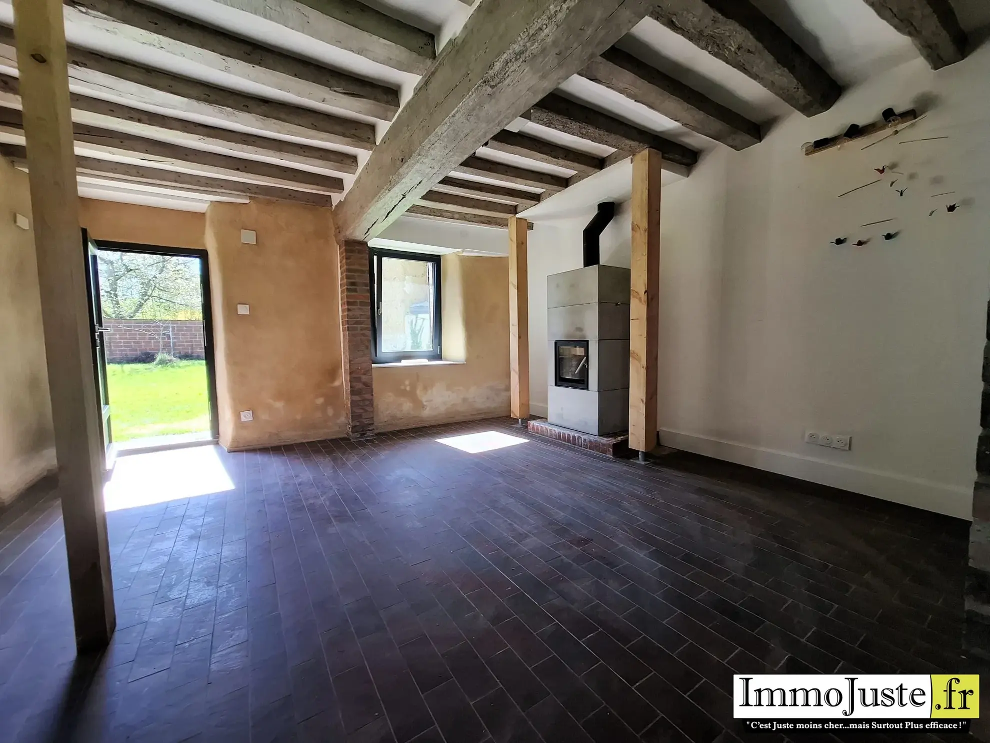 Charmante maison de 81m² avec grange et jardin à Maintenon, proche Paris 