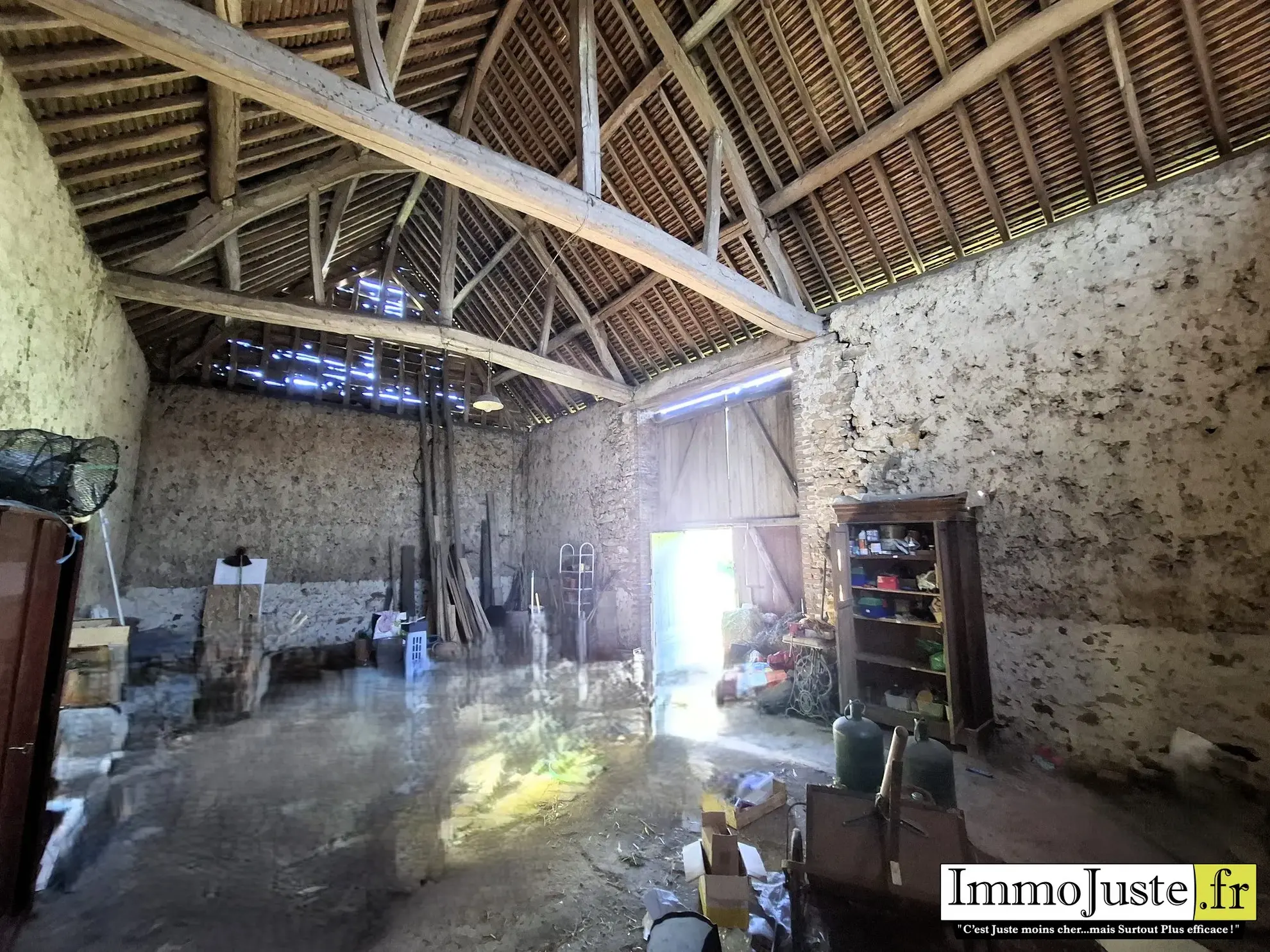 Charmante maison de 81m² avec grange et jardin à Maintenon, proche Paris 